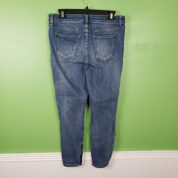 Pistola Women's Distressed High Rise Tapered Ankle Zip Denim Jeans Size 31 - Picture 2 of 10